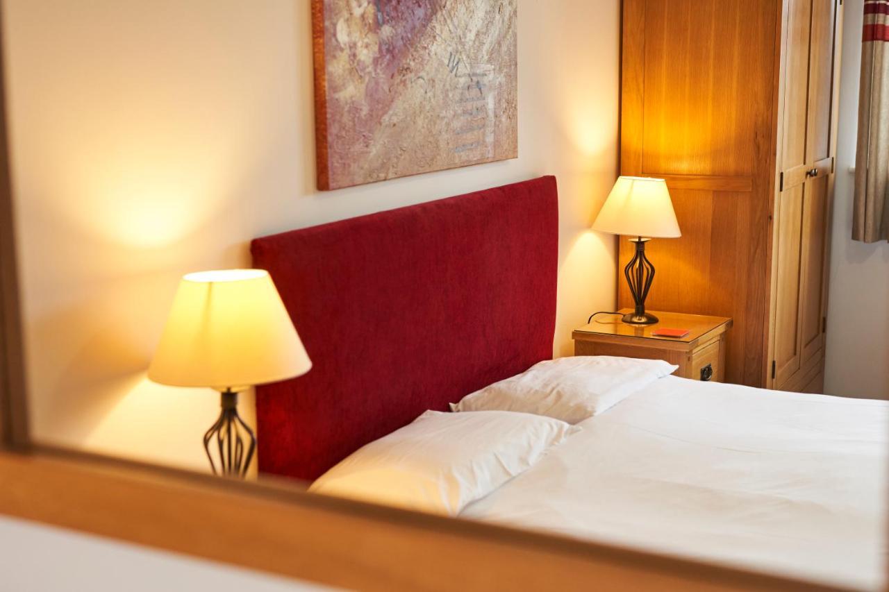 The New Inn Hotel Стратфорд-апон-Эйвон Экстерьер фото