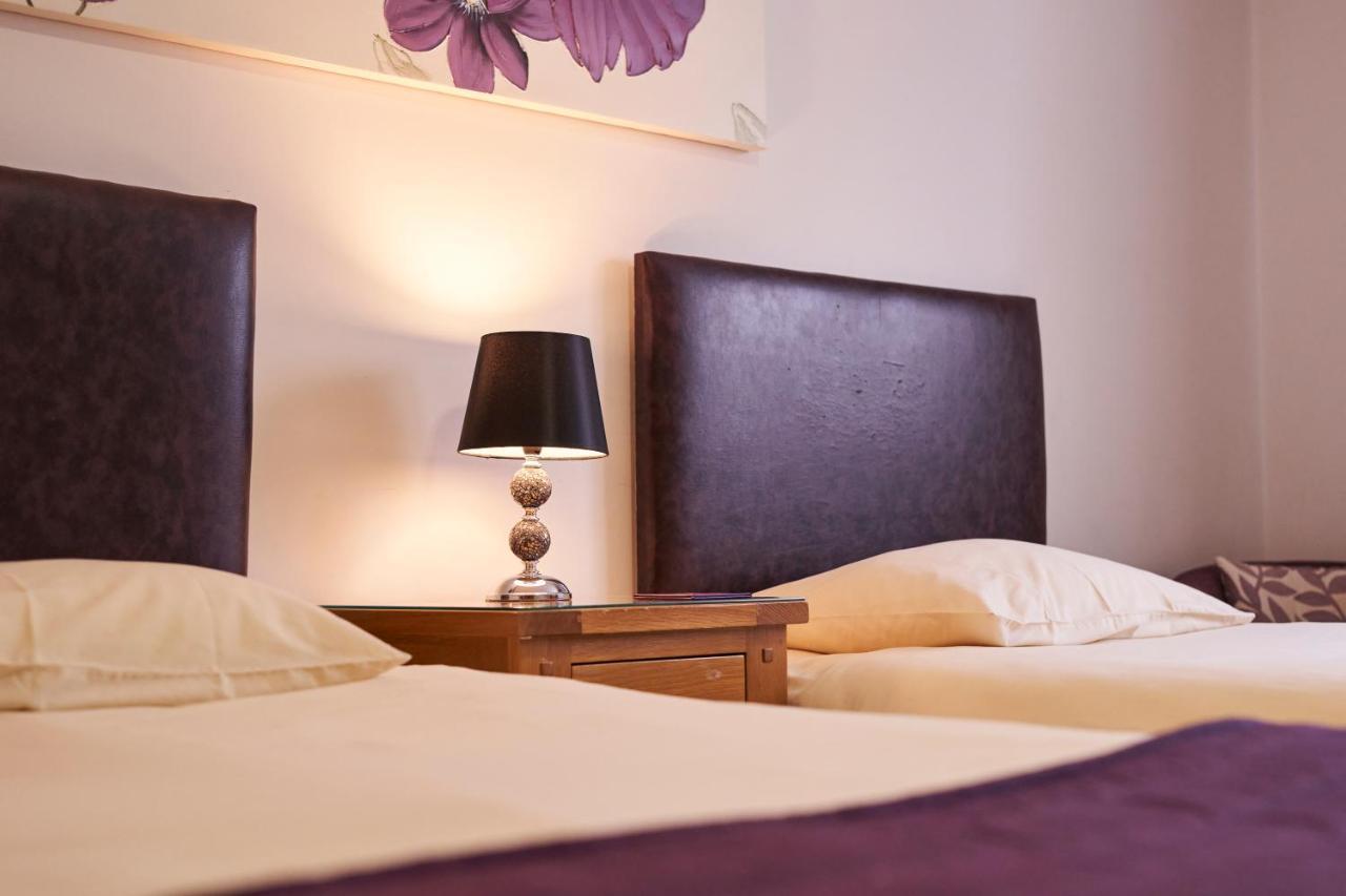 The New Inn Hotel Стратфорд-апон-Эйвон Экстерьер фото