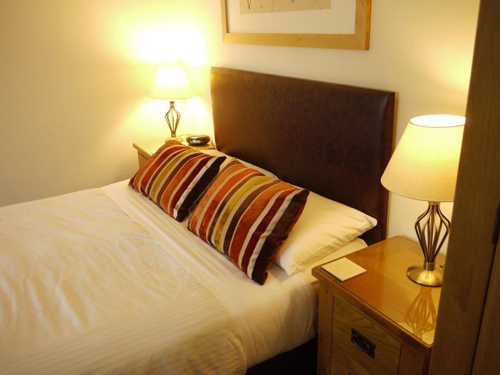 The New Inn Hotel Стратфорд-апон-Эйвон Экстерьер фото